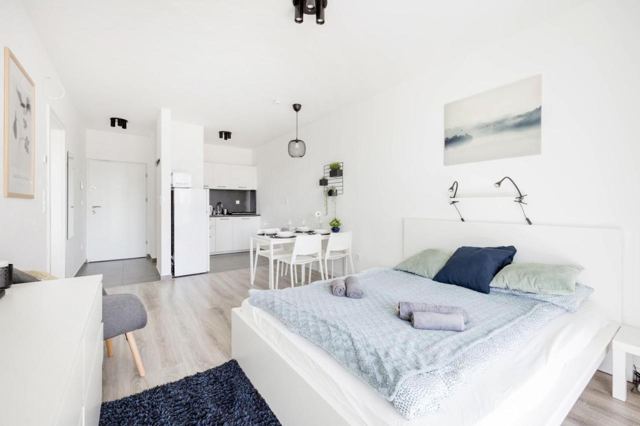 Modern Riverside Apartment With Free Parking Budapest Extérieur photo